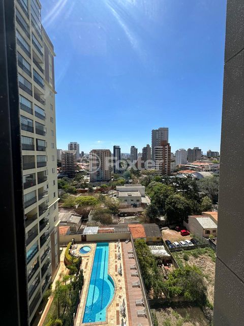 Image 2 - 1016984