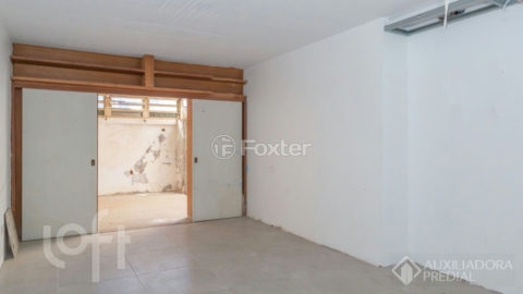 Image 39 - 1017001