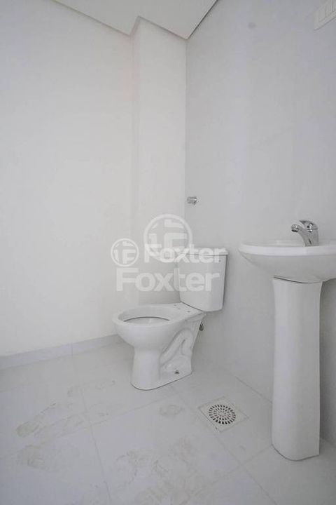 Image 5 - 101703