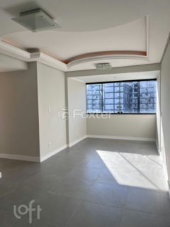 Image 2 - 1017100