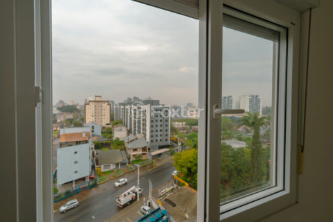 Image 23 - 1017128