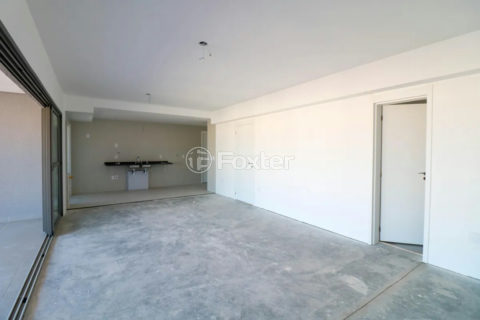 Image 30 - 1017145