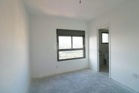 Image 22 - 1017145
