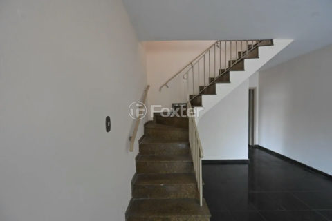 Image 43 - 1017162