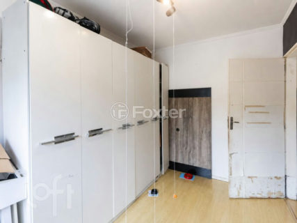 Image 13 - 1017165