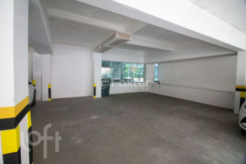 Image 31 - 1017198