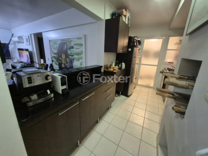 Image 4 - 1017211