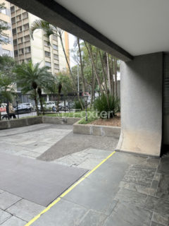 Image 36 - 1017236