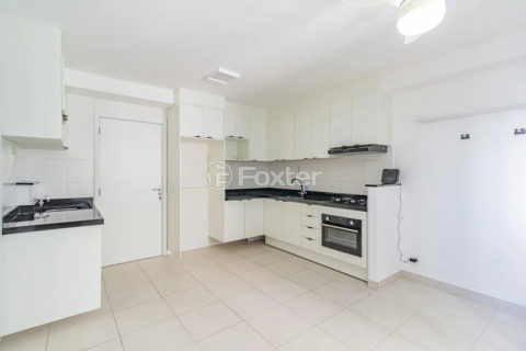 Image 2 - 1017244