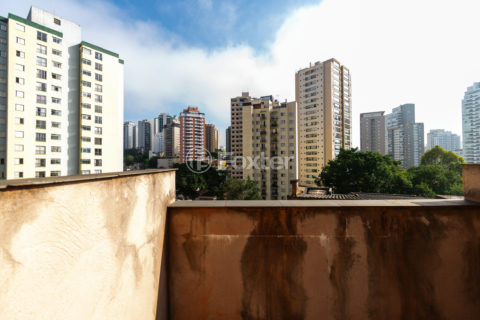 Image 15 - 1017248