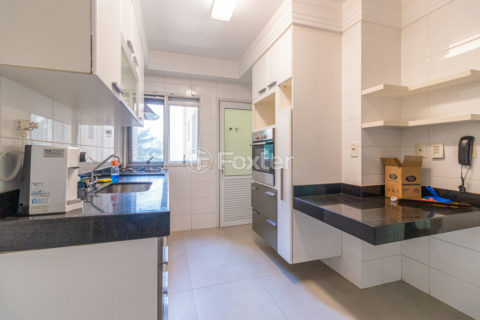 Image 36 - 1017281