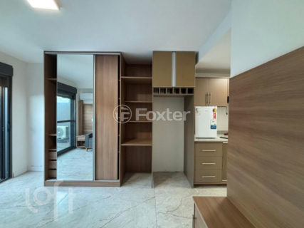 Image 7 - 1017324