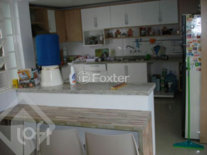 Image 1 - 1017338