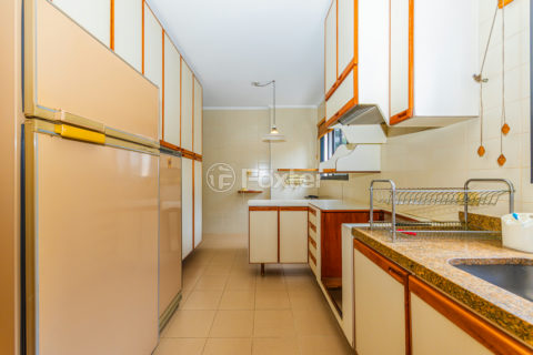 Image 23 - 1017342