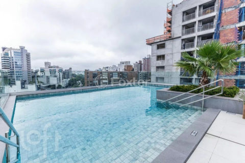 Image 21 - 1017344