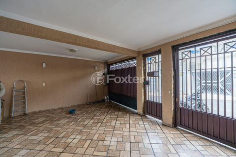 Image 44 - 1017354