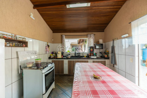 Image 35 - 1017354