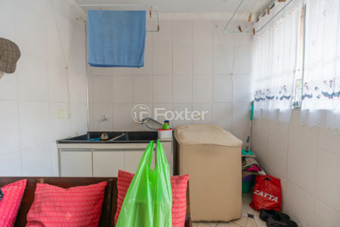 Image 39 - 1017354