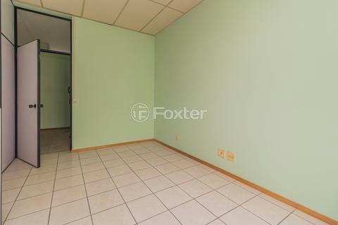 Image 3 - 1017377