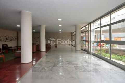 Image 1 - 1017403