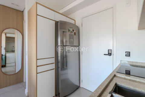 Image 9 - 1017411