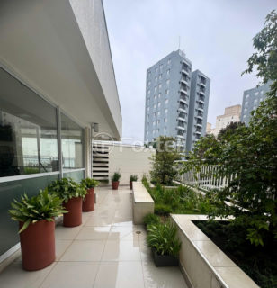 Image 31 - 1017421