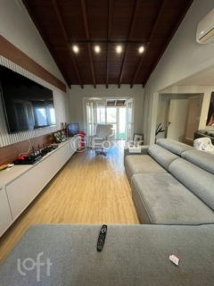 Image 2 - 1017442