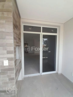 Image 6 - 1017446