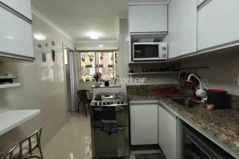 Image 16 - 1017462