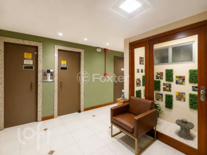 Image 9 - 1017464