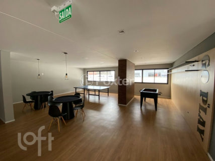 Image 35 - 1017504