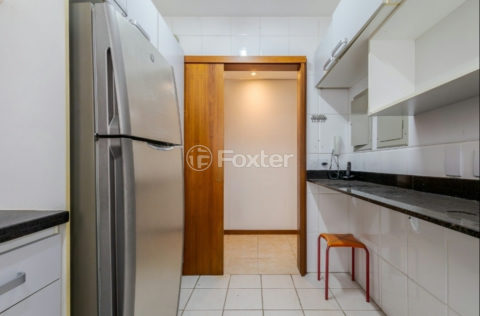 Image 30 - 1017584