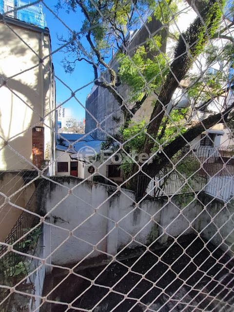 Image 6 - 1017610