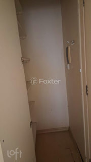 Image 8 - 1017640