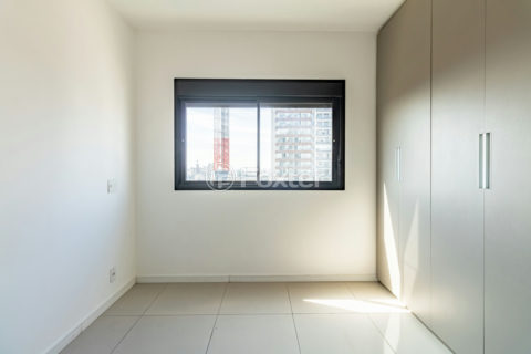 Image 7 - 1017641