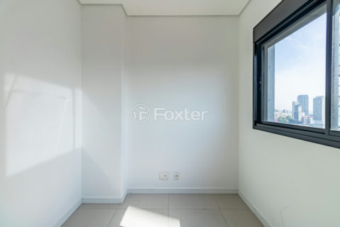 Image 10 - 1017641