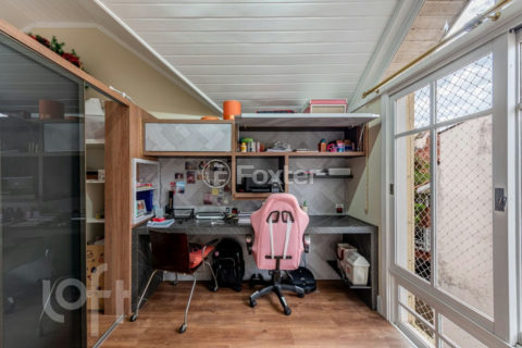 Image 22 - 1017659
