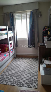Image 20 - 1017733