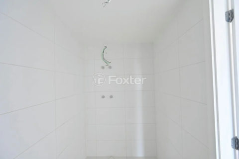 Image 16 - 1017752