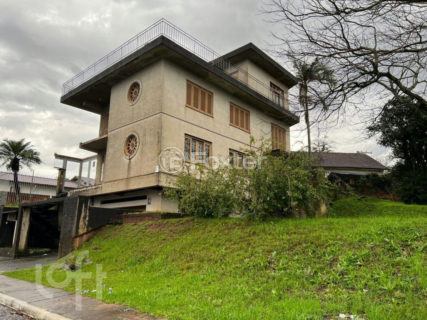 Image 3 - 1017756