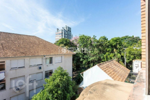 Image 18 - 1017779
