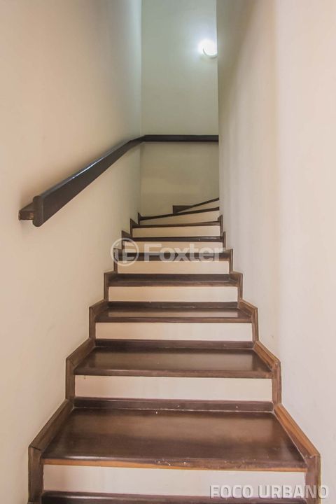 Image 9 - 101782