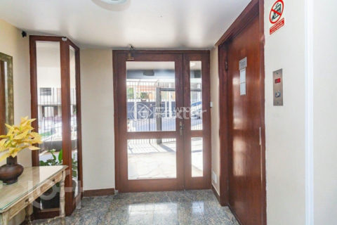 Image 32 - 1017833