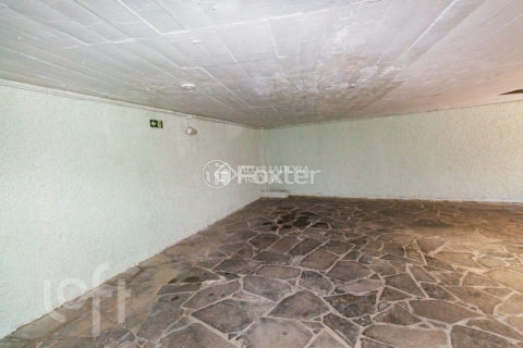 Image 34 - 1017833
