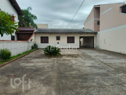Image 29 - 1017844