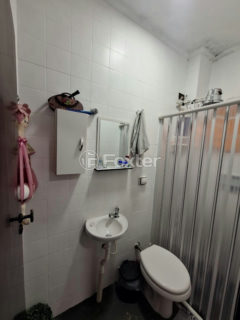 Image 13 - 1017853
