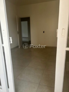 Image 3 - 1017884