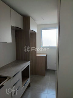 Image 13 - 1017895
