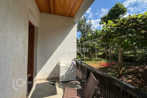 Image 24 - 1017940