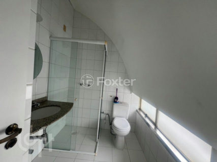 Image 6 - 1017988
